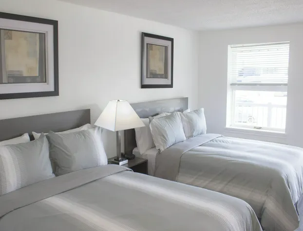 Bowmanville Marina Inn & Suites hotel detail image 1