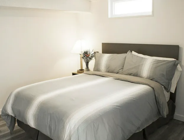 Bowmanville Marina Inn & Suites hotel detail image 2