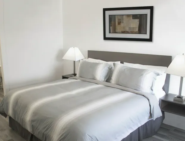 Bowmanville Marina Inn & Suites hotel detail image 3