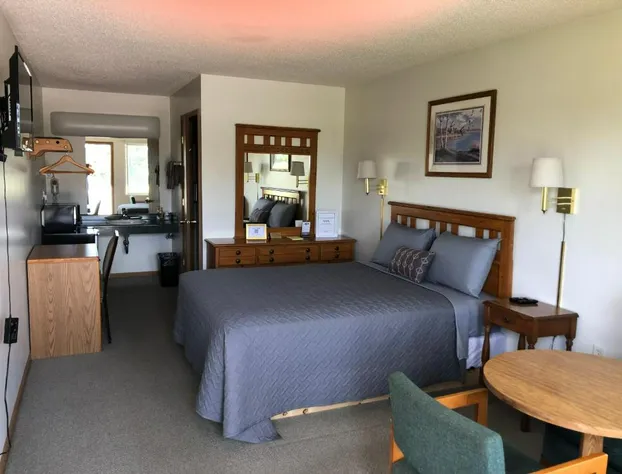 Edge Of The Woods Motel hotel detail image 2