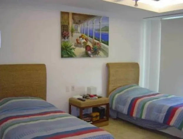 Unlimited Luxury BEGONAS Condo hotel detail image 4