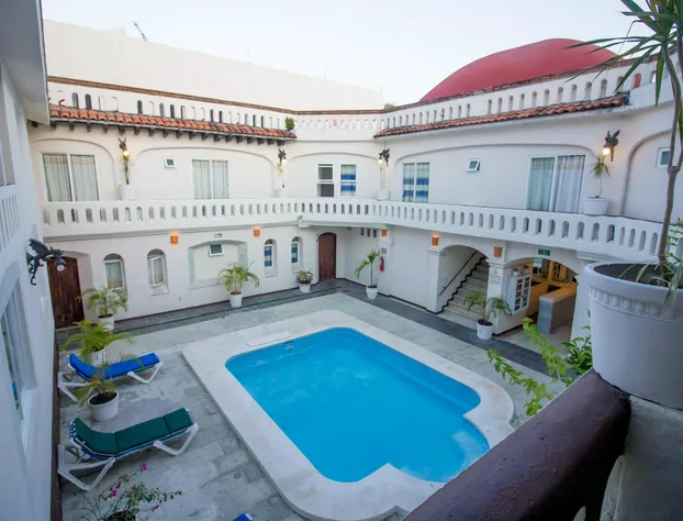 Vintage Hotel hotel detail image 1