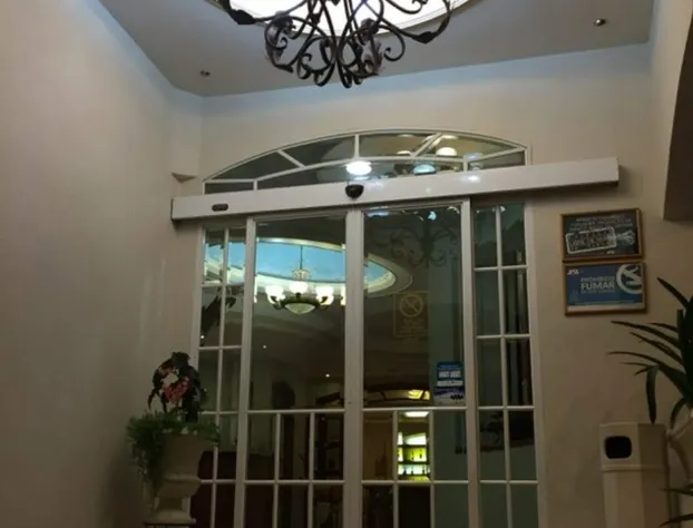 Hotel Plaza Ejecutivo hotel detail image 1