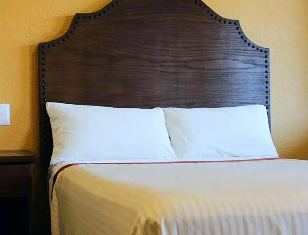 Estancia Inn hotel detail image 1