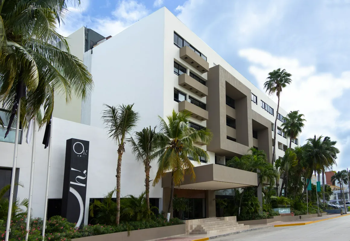Smart Cancun The Urban Oasis hotel hero