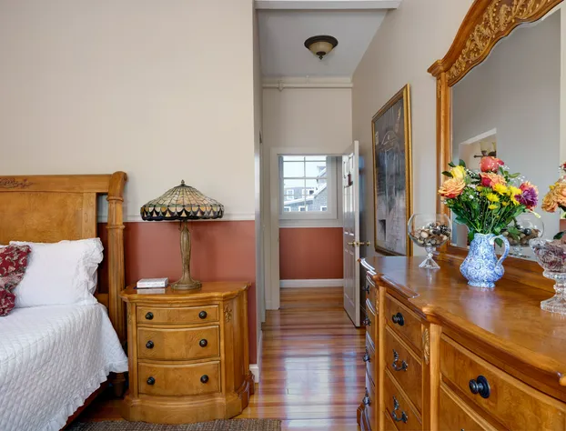 Ashley House hotel detail image 2