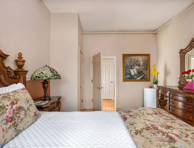 Ashley House hotel detail image 3