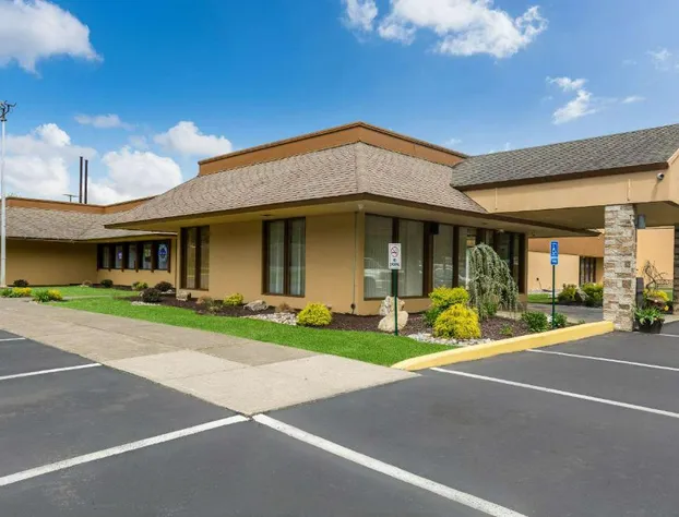 Pocono Inn & Banquet hotel detail image 2