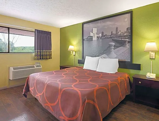 Super 8 by Wyndham Youngstown/Girard hotel detail image 4