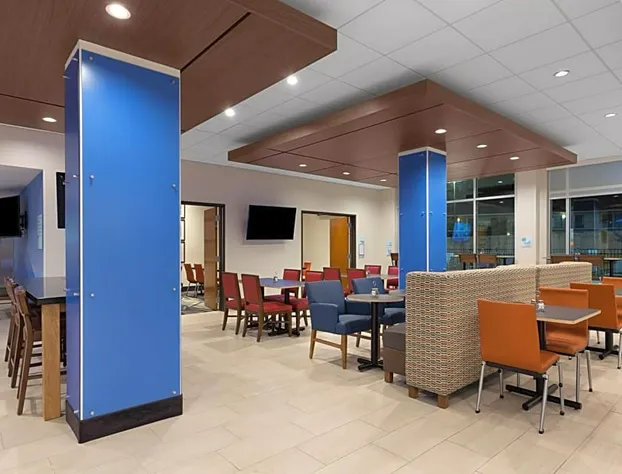 Holiday Inn Express Lake Park by IHG hotel detail image 4