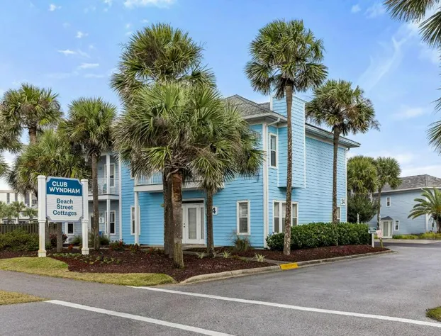 Beach Street Cottages hotel detail image 3