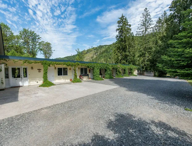 Emerald Valley Inn hotel detail image 1