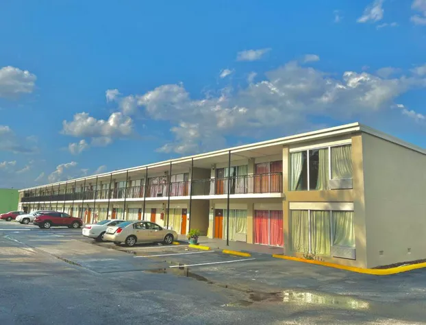 River Palm Hotel hotel detail image 3