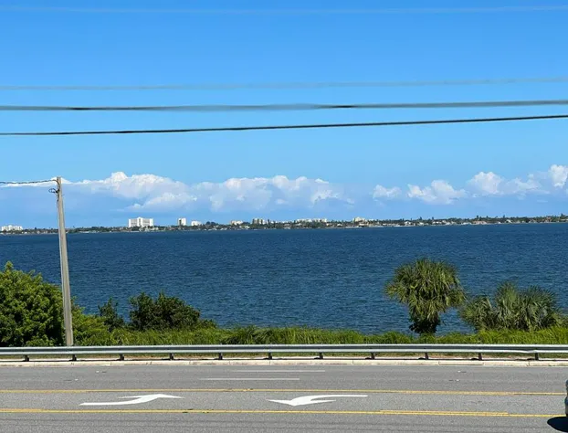 River Palm Hotel hotel detail image 4