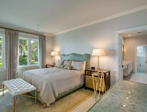 Azaleana Manor hotel detail image 4