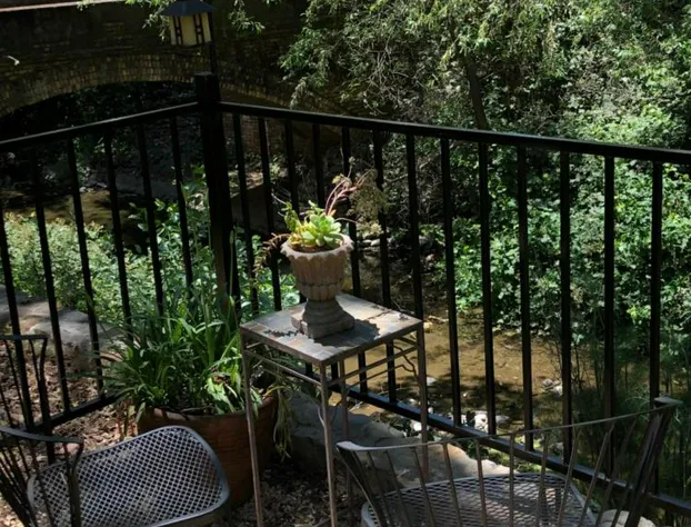 Glen Ellen Inn hotel detail image 3