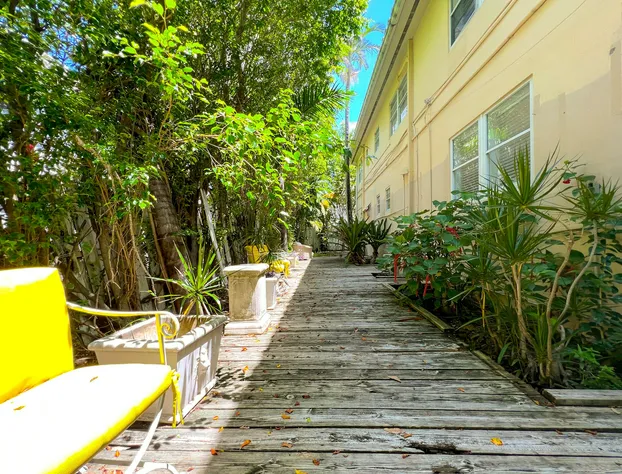 La Casa Hotel hotel detail image 4