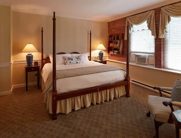 Cape Arundel Inn and Resort hotel detail image 4