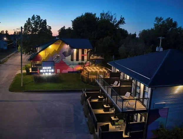 Drake Devonshire and Motor Inn hotel detail image 1