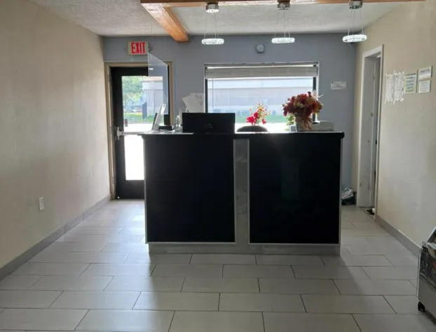 Super 8 by Wyndham Newport News hotel detail image 1