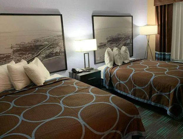 Super 8 by Wyndham Newport News hotel detail image 2