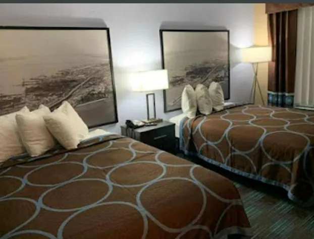 Super 8 by Wyndham Newport News hotel detail image 3