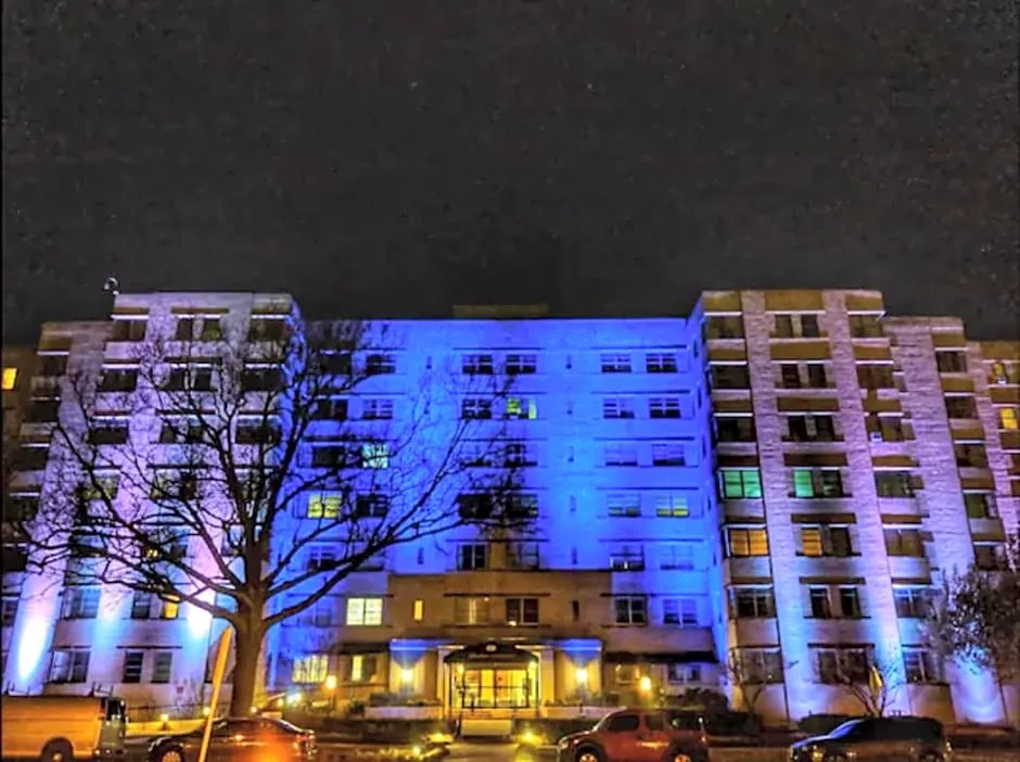 Hotel Phillips hotel hero