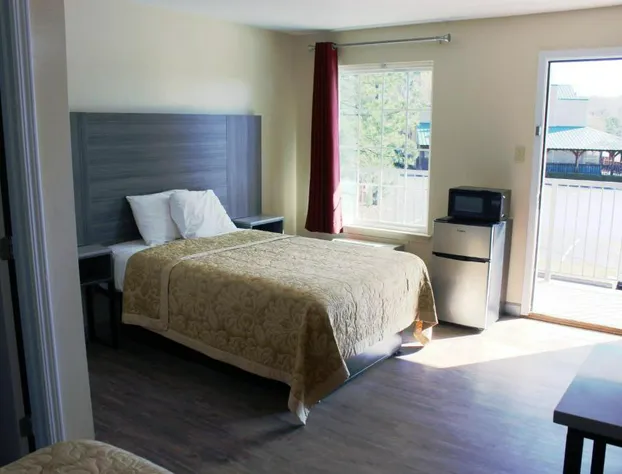 Homestead Inn hotel detail image 2