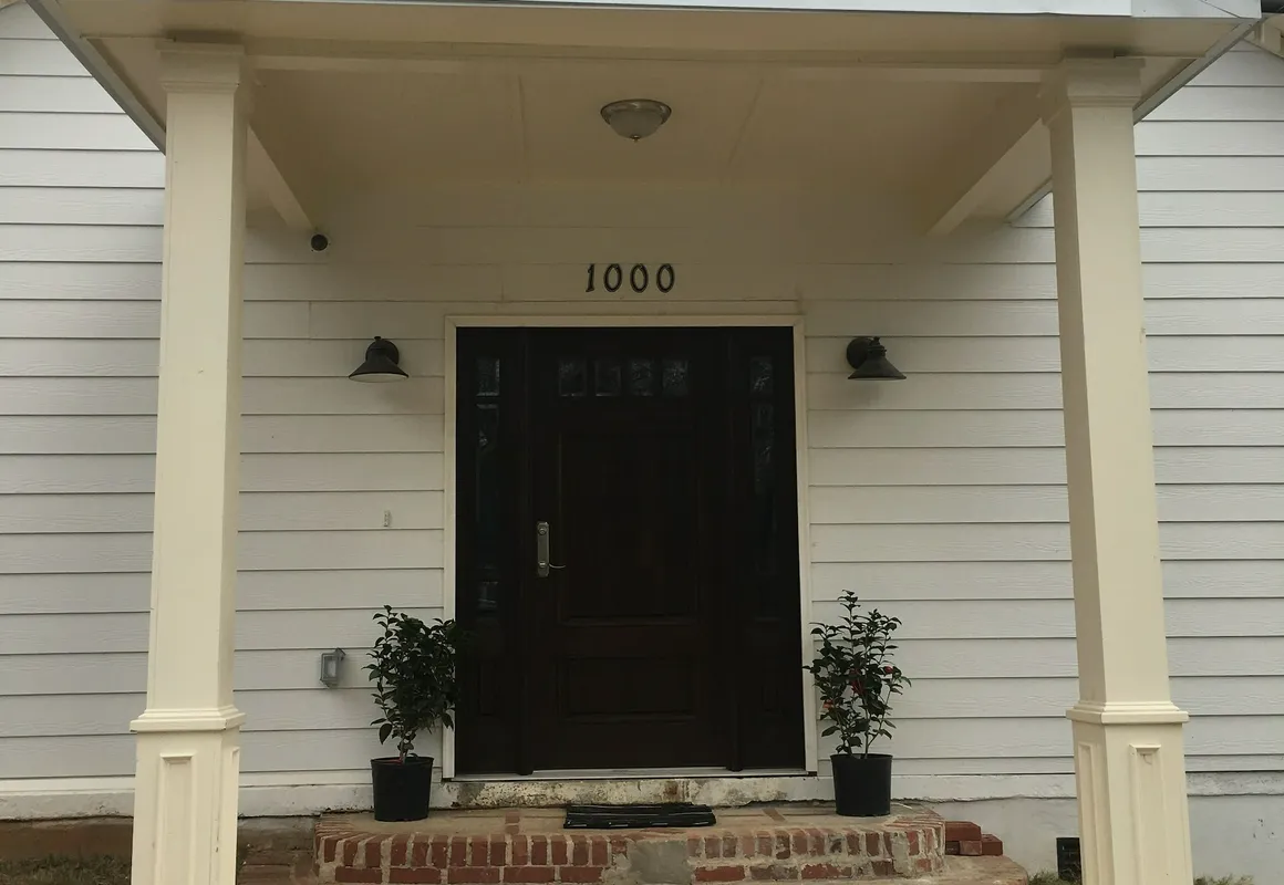 Alecia B&B hotel hero