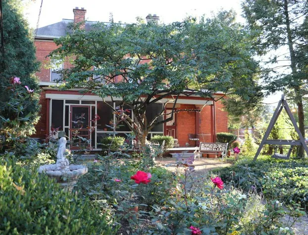 The Lincoln Short North B&B hotel detail image 3