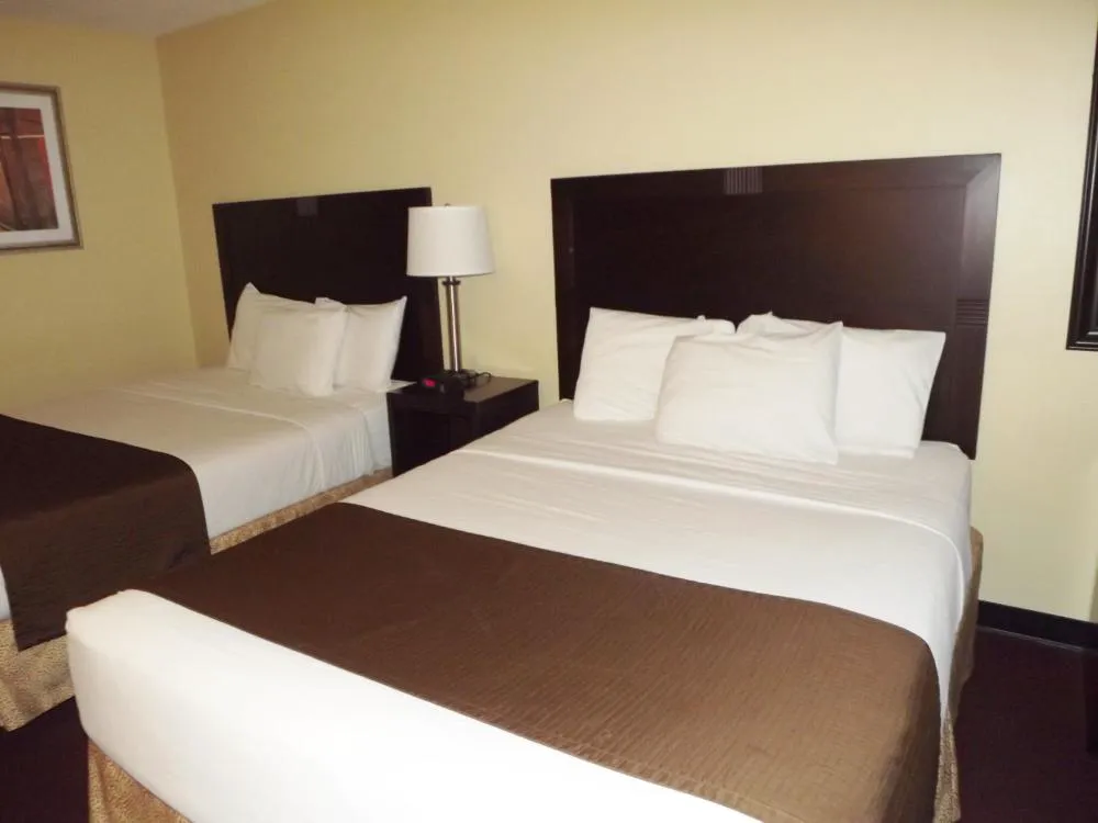 River Edge Inn hotel hero