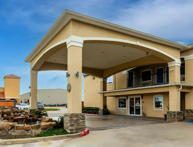 Americas Best Value Inn & Suites Houston Veterans Memorial hotel detail image 4