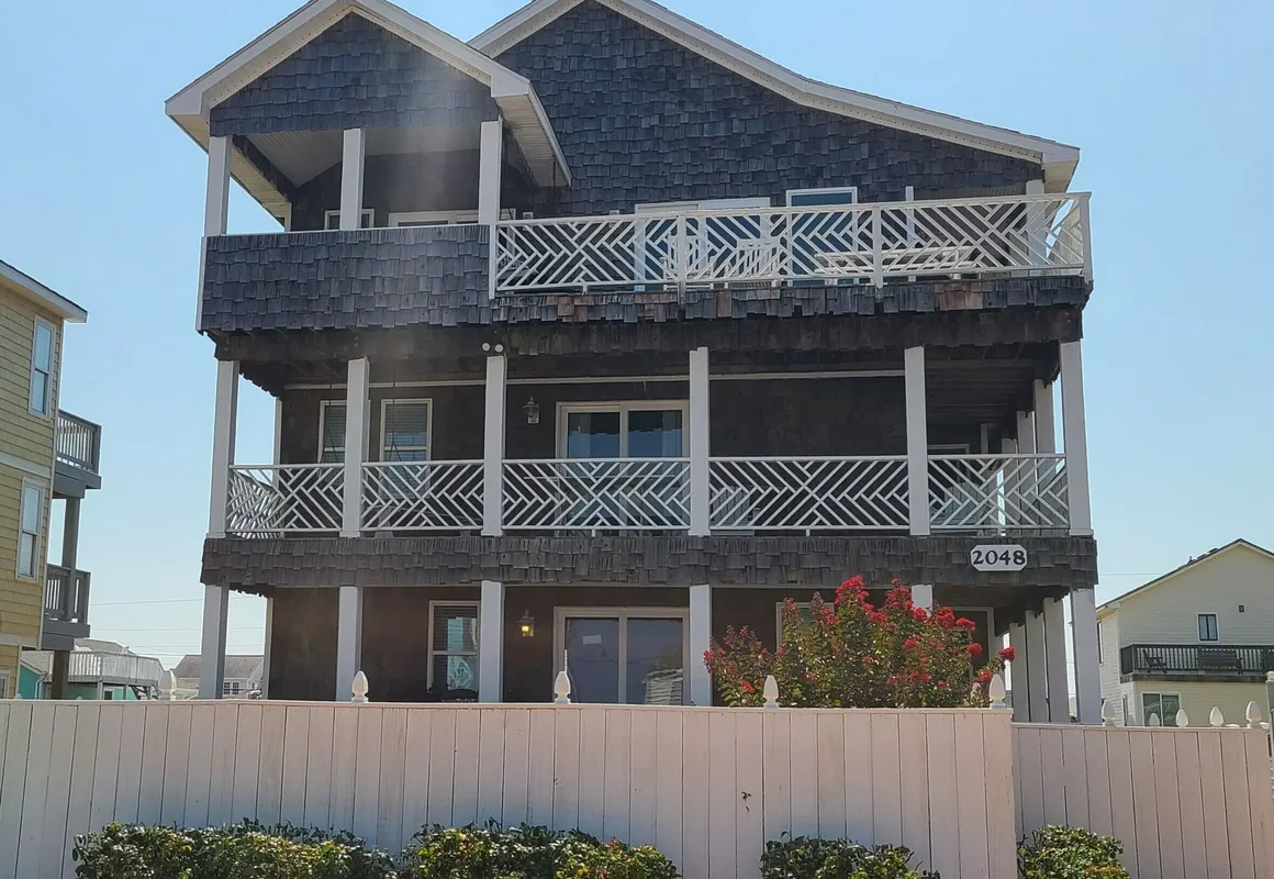 Pierhouse Bed & Breakfast hotel hero