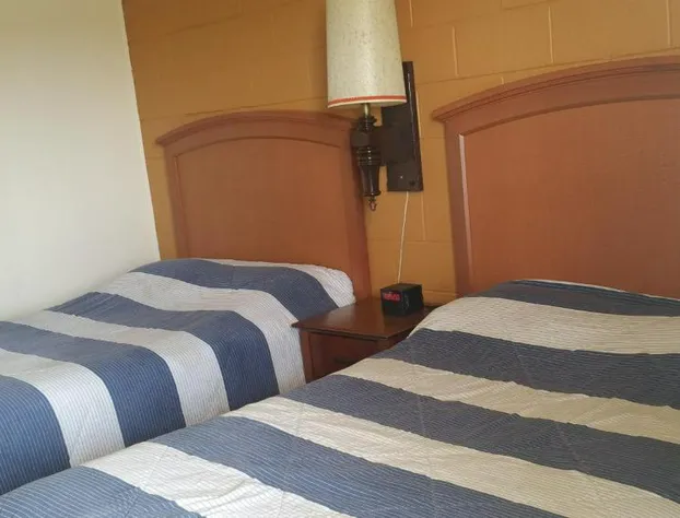 Thunder Bird Motel hotel detail image 3