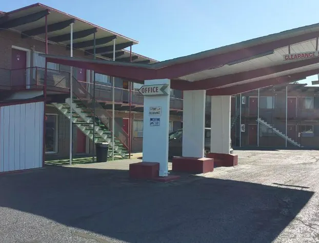 Thunder Bird Motel hotel detail image 3