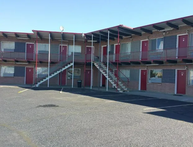 Thunder Bird Motel hotel detail image 4