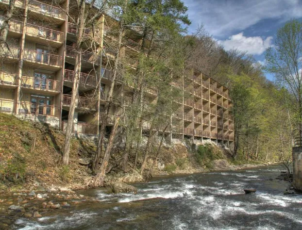 The Greystone Lodge on the River hotel detail image 3