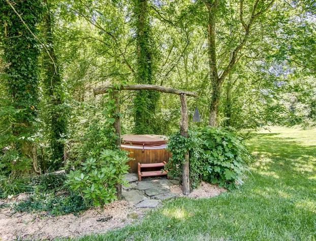 Butterfly Hollow B&B hotel detail image 4