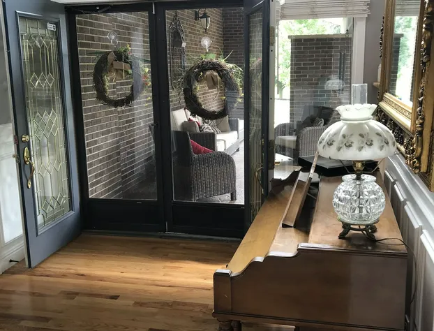 Swans Landing hotel detail image 2