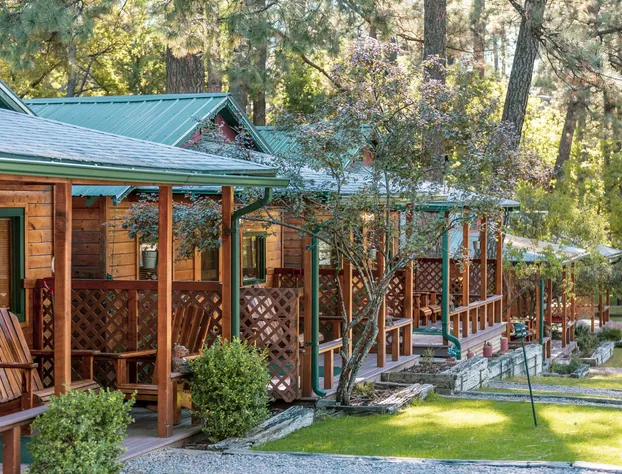 Ruidoso Lodge Cabins hotel detail image 2