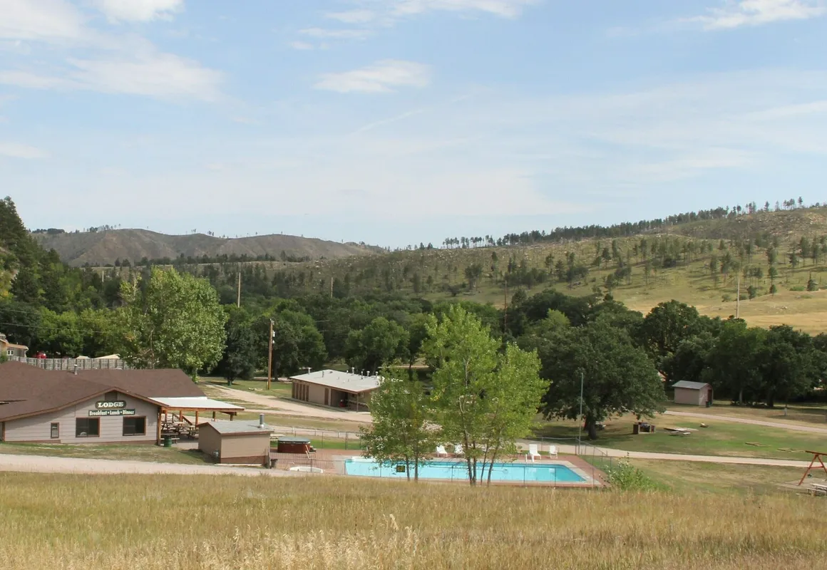 Elk Creek Resort hotel hero