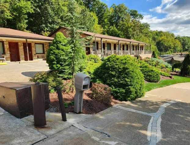 Jefferson Hills Motel hotel detail image 2