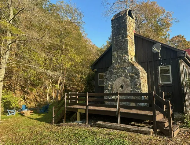 Osceola Mill hotel detail image 3