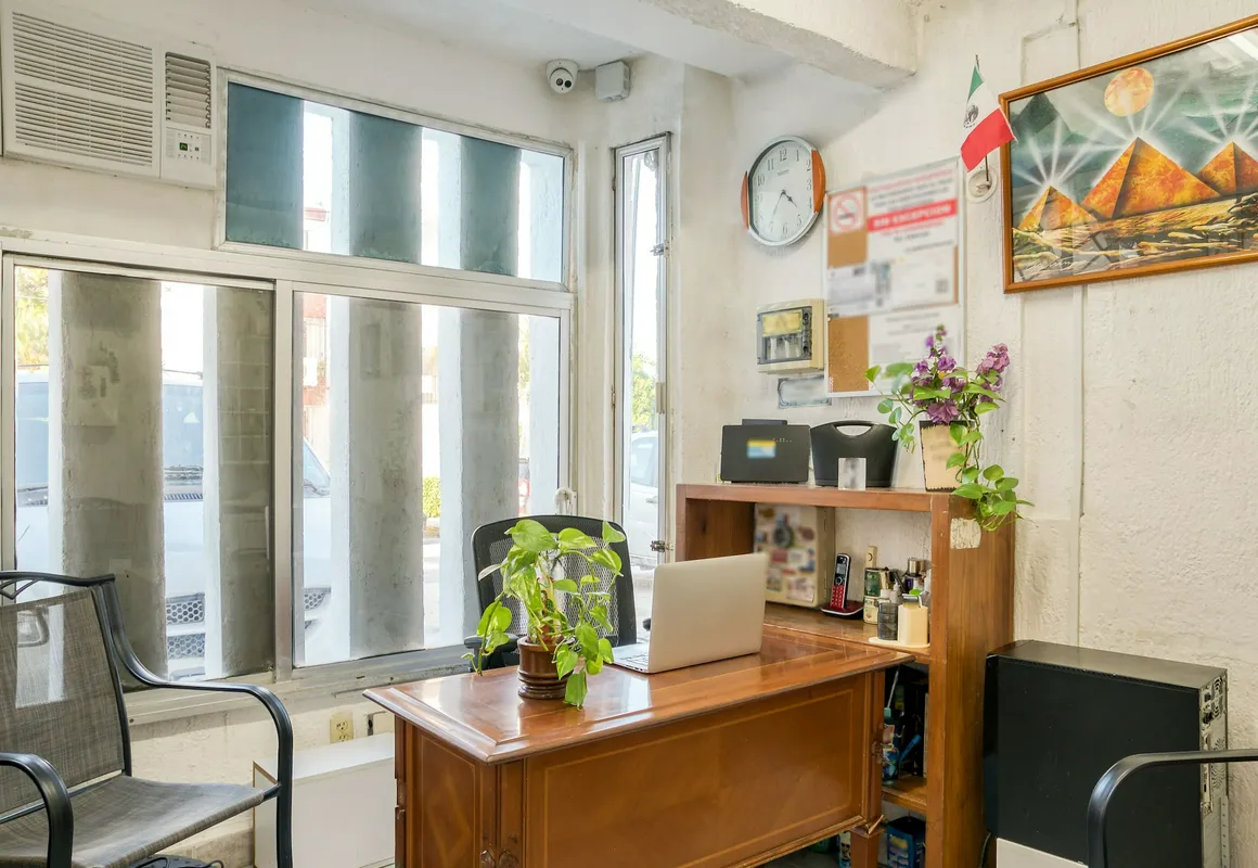 Capital O Farallon Inn hotel hero