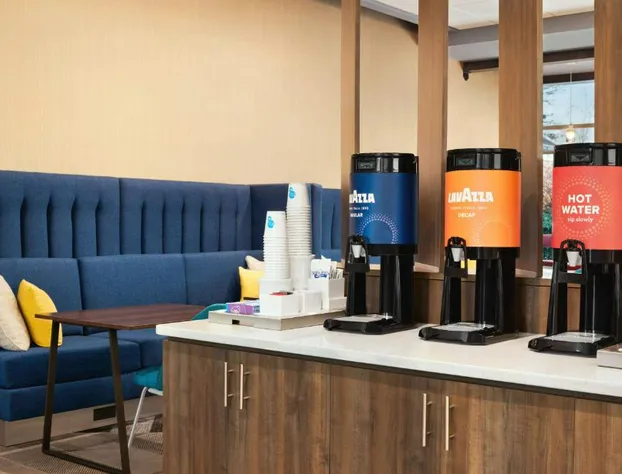 Tru by Hilton Greenville Woodruff Road hotel detail image 4