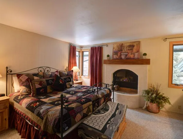 Tamarack Townhomes - CoralTree Residence Collection hotel detail image 3