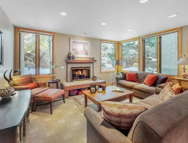 Tamarack Townhomes - CoralTree Residence Collection hotel detail image 4