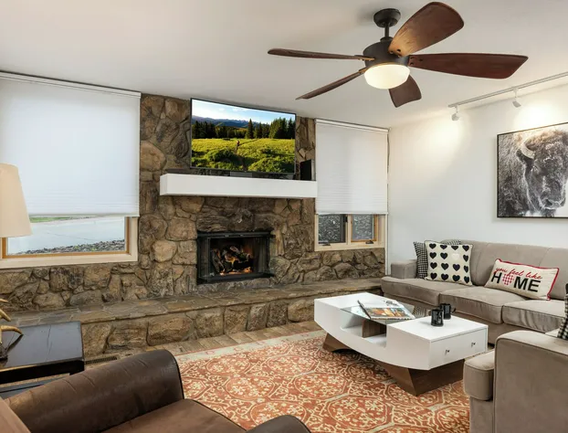 Tamarack Townhomes - CoralTree Residence Collection hotel detail image 3