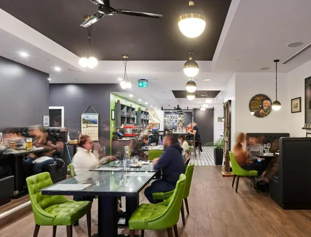 Raven Inn Whitehorse hotel detail image 3