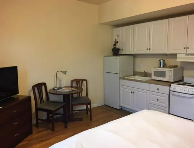 Washington Plaza Apartments hotel detail image 4
